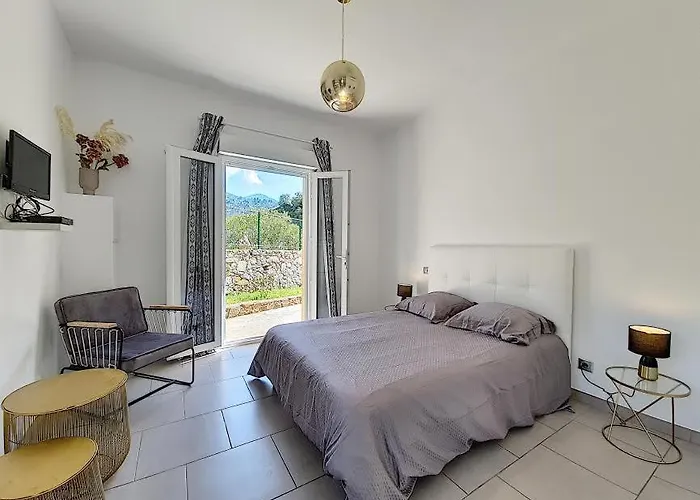 A Guinguetta Bed & Breakfast 3*