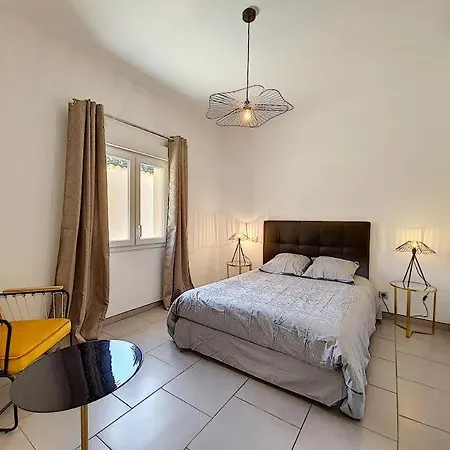 A Guinguetta Venaco (Corsica)