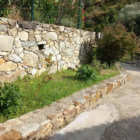 A Guinguetta فندق مبيت وإفطار